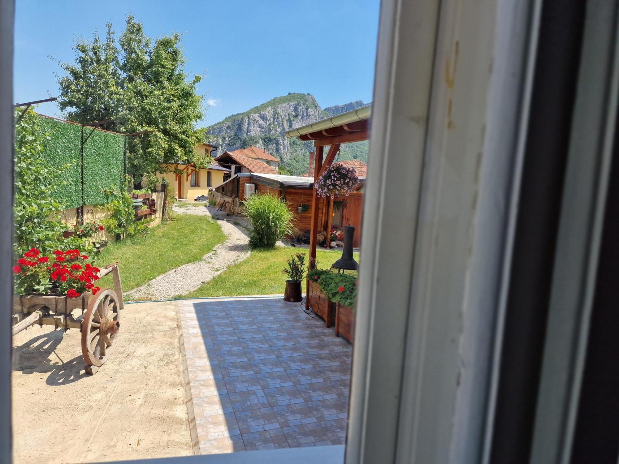Konak -Guest House -Ramonda Serbika Nis Ngoại thất bức ảnh