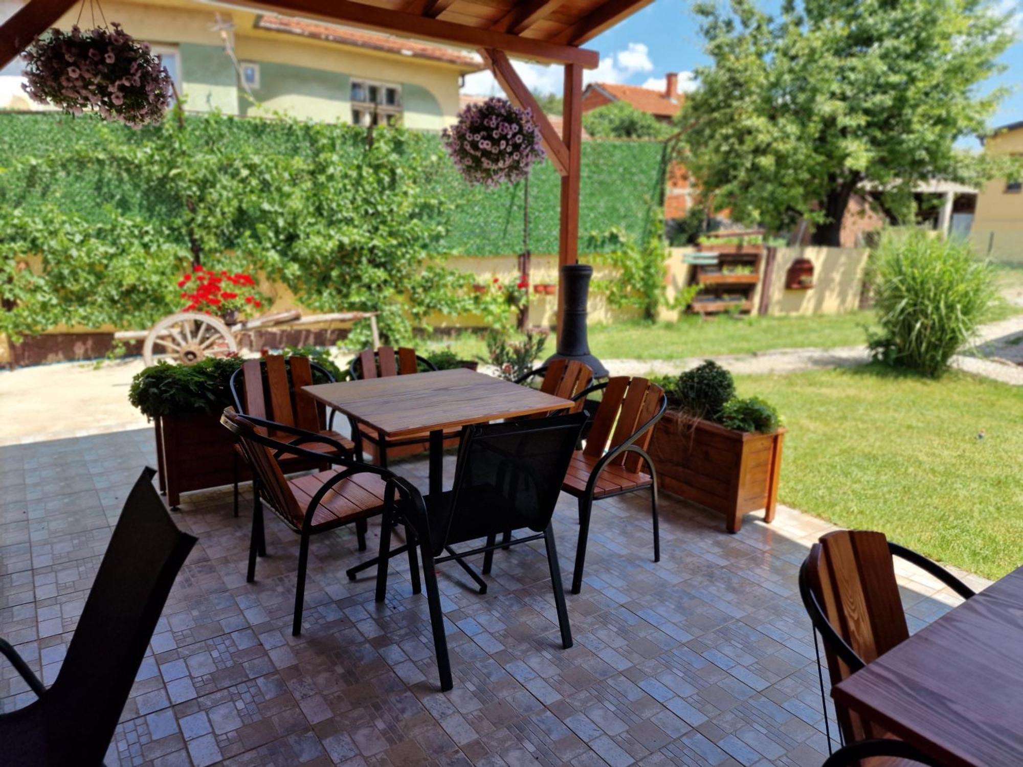 Konak -Guest House -Ramonda Serbika Nis Ngoại thất bức ảnh